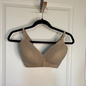 Natori Beige Lace Trim Wireless Nursing Maternity Bra